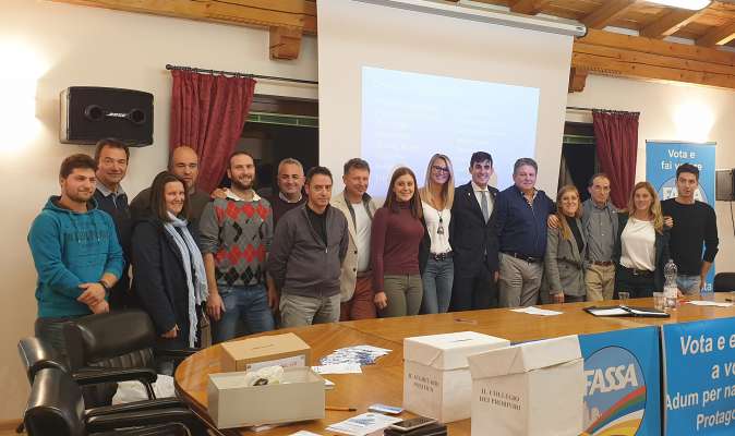 media/k2/galleries/11263/thumbs/Sociazion_Fassa_conseieres.jpg