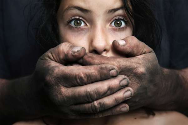 media/k2/galleries/11386/thumbs/foto_violenza_eles.jpg