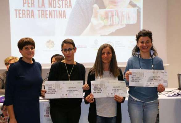media/k2/galleries/11392/thumbs/Nadia_Pitto_pest.jpg