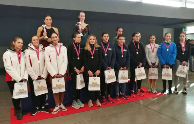 media/k2/galleries/11689/thumbs/Bal_feres_SkiIceCollege.jpg