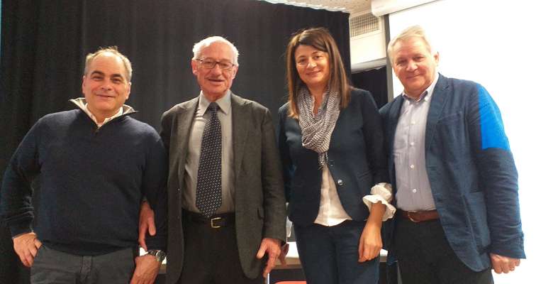 Francesco Dellantonio Tasin, Armando Benedetti, Maria Bosin e l president del Consorzie Donato Preti. (foto M. Felicetti) 
