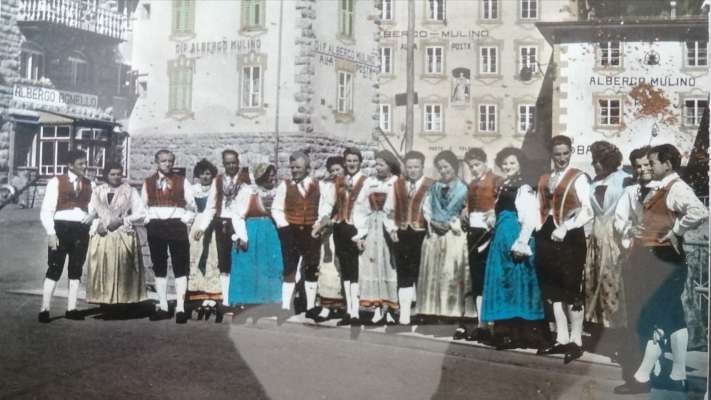 media/k2/galleries/12717/thumbs/schuhplattler_1952.jpg