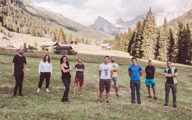 L grop di joegn che à endrezà chest an la festa ta Mont.
