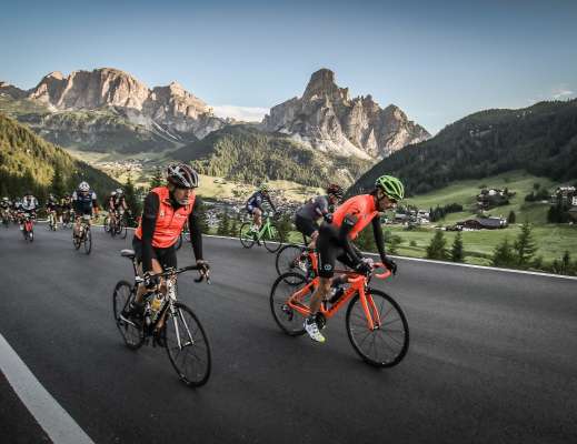 media/k2/galleries/13731/thumbs/Alta_Badia_Maratona_dles_Dolomites_Manuel_Glira.jpg