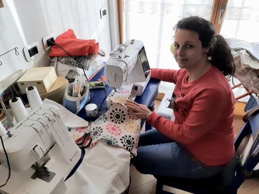 media/k2/galleries/14836/thumbs/Lorenza_Solda_Cher_femenes.jpg