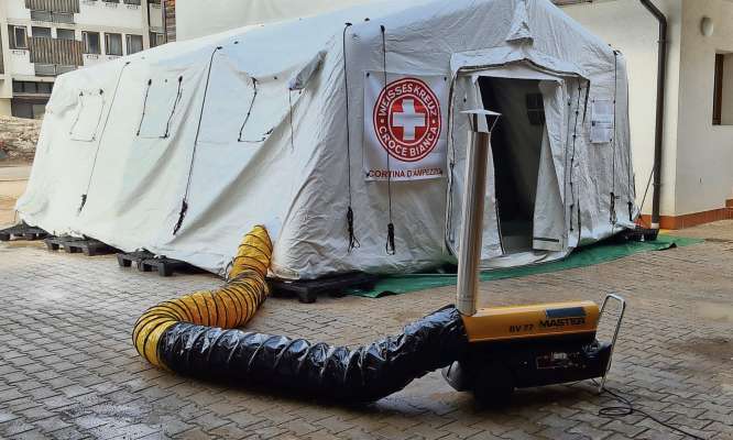 Un outro don par ra sezion de ra Crosc bianca in Anpezo, da scioudà inze el Pma, ruà 'l an pasà a ra asociazion de socorso.
