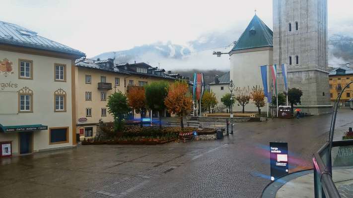 media/k2/galleries/15154/thumbs/Piazza-deserta-27.10.2020_foliet.jpg