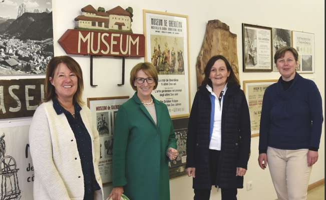 L team dl Museum Gherdëina, da m.c. Monika Kelder, la diretëura Paulina Moroder, Monika Moroder y Isabell Pitscheider.
