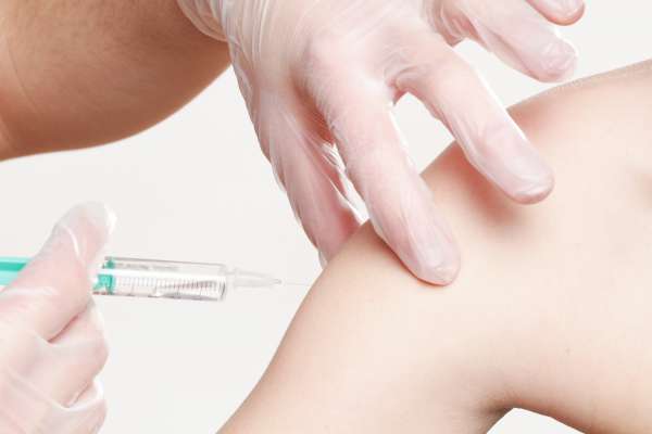 media/k2/galleries/15528/thumbs/vaccination-2722937_1920.jpg