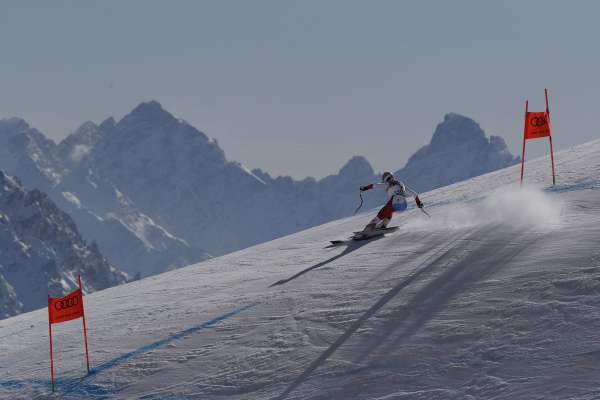 I Canpionate del mondo de schie 2021 i é inze ra storia d’Anpezo. Ades beśen scrie outra pajines, ves ra Olimpiades del 2026. (@Pentaphoto)
