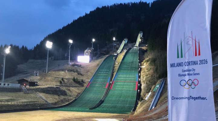 media/k2/galleries/15580/thumbs/saut_Pardac_Jeghes_olimpics_2026.jpg