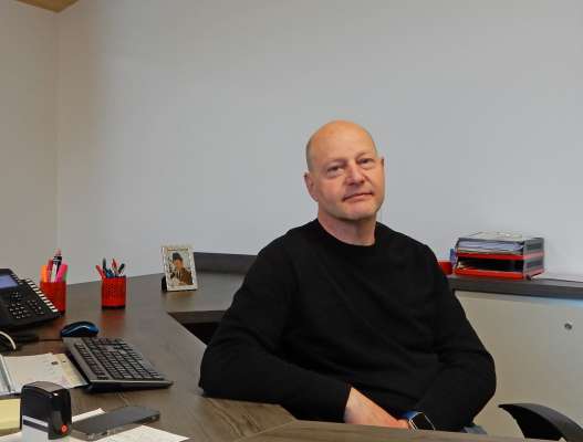 Dino Detomas, diretor del Consorzie Eletrich de Poza.
