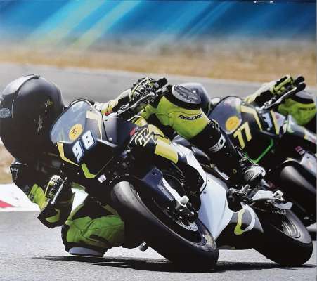 media/k2/galleries/16398/thumbs/Diego_Brunel1_moto.jpg