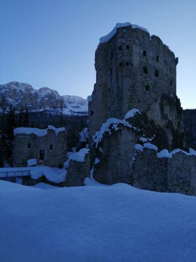 media/k2/galleries/16441/thumbs/Stria1.jpg