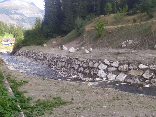 El cantier de Veneto Strade en localité »Ciámp de Plaiac«. 
