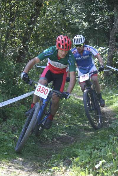 Thomas Piazza de Gherd&euml;ina y Giordan Nagler dla Val Badia ntan la garejeda finela dl S&uuml;dtirol Cup te Gsies.
