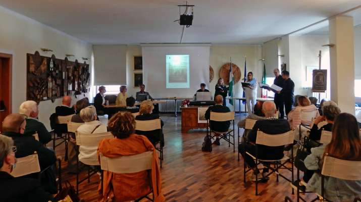 media/k2/galleries/17042/thumbs/Domesdi_Tinoto_Sala.jpg