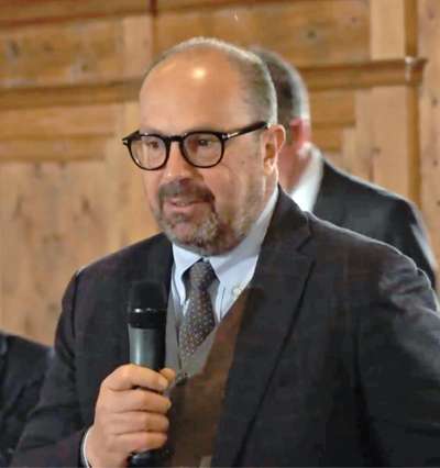 L Procurador de Fascia Giuseppe Detomas.
