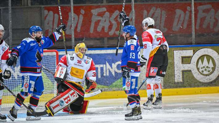 N moment de la partida che i Falcons del Fascia à vent contra l Feldkirch ta Dèlba. (foto Doriano Brunel)
