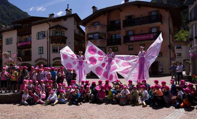 media/k2/galleries/17812/thumbs/Giro_2017_Moena_bec_MauroPanet.jpg
