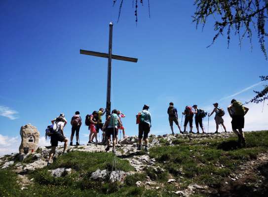 Ntan na jita da d'instà dla Lia da Mont de Gherdëina.
