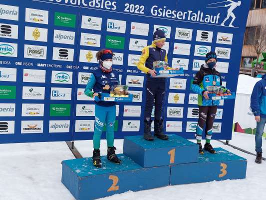 Podest ladin a Gsies: 1. Noah Heinrich Senoner (SC Gherdëina), 2. Johannes Mair y 3. Daniel Pitscheider (SCA Alta Badia Nordic). 
