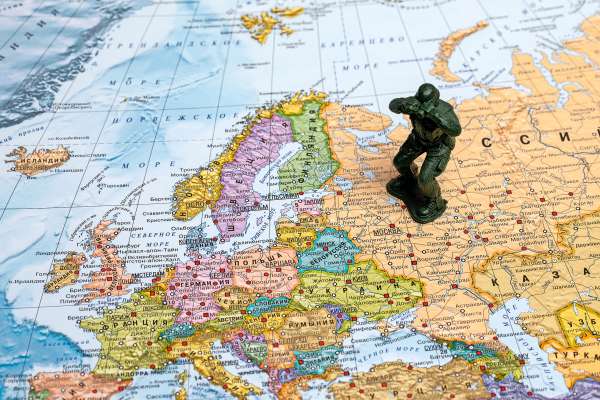 media/k2/galleries/19158/thumbs/map-showing-military-conflict-ukraine-russia-ukraine-crisis_web.jpg