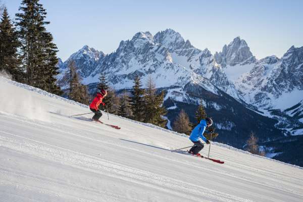 media/k2/galleries/19512/thumbs/Dolomiti_Superski_wisthaler.com_Coppia_scia_ta_piste_Tre_Cime.jpg