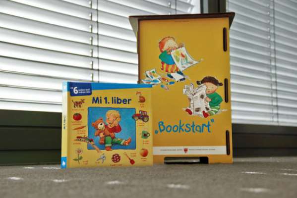 media/k2/galleries/19533/thumbs/20220511_Bookstart.jpg