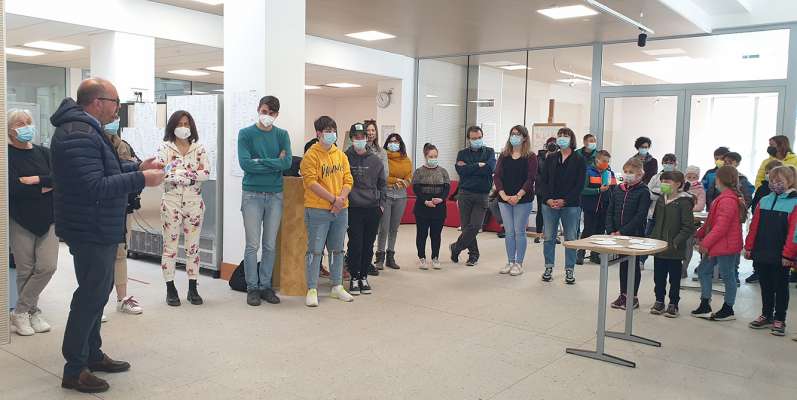 media/k2/galleries/19593/thumbs/AL_mostra_scola_autorita_ensegnanc.jpg