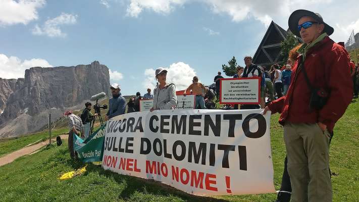 Anbientalistes in Jou, ruade da duto el Veneto, da ra provinzies de Trento e Bolzan, da ra Lombardia.
