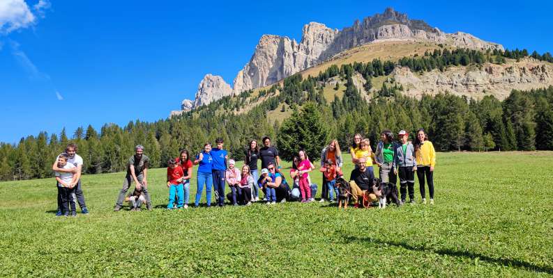 Bec e terapisć à passà na setemèna de vacanza forin Mont de Vich.
