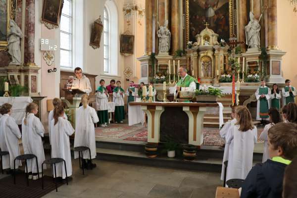 Tratan la festa por i ministranc nüs. (© Pablo Palfrader)
