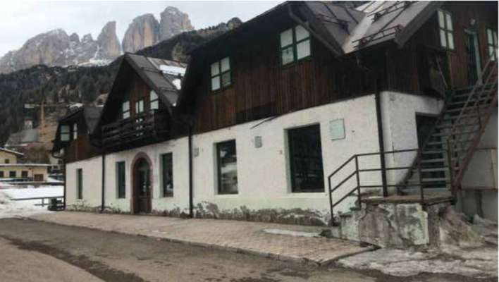 L veie frabicat de la Cantinetta a Ciampedel doventarà la senta de la coa per i picioi de la Val de sora.
