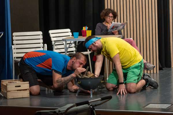 Na scena dl teater. (Foto: Freddy Planinschek)
