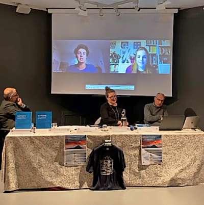 media/k2/galleries/21816/thumbs/Ladinit1_web.jpg