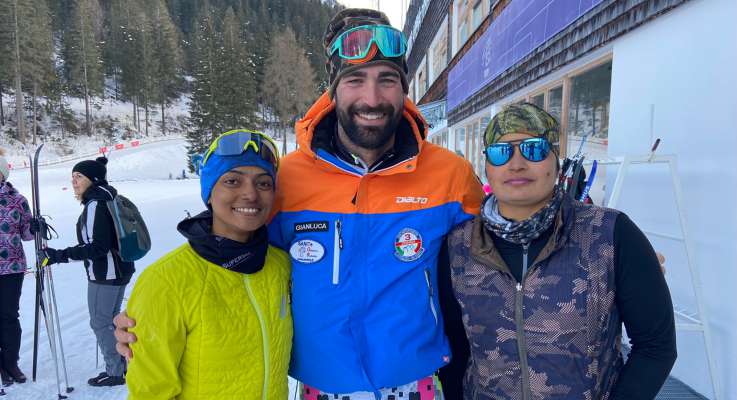 Gianluca Furlanis con la doi touses indianes.
