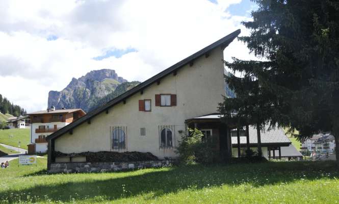 La cësa Col da Lech vën metuda sot a scunanza (USP/Ufize Bëns architetonics y arstics).
