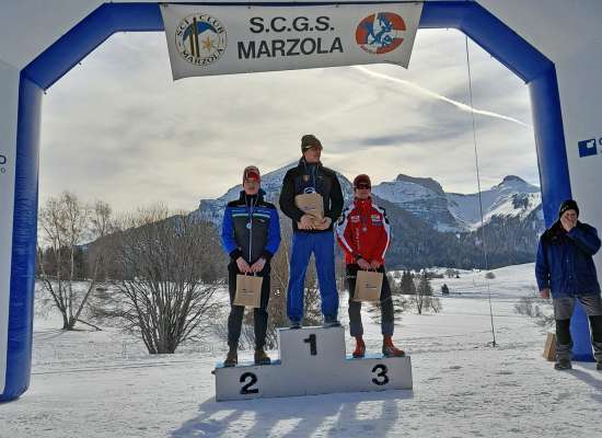 L podie Giovani de ic con Damiano Rasom e Giovanni Fanton 2° e 3°.
