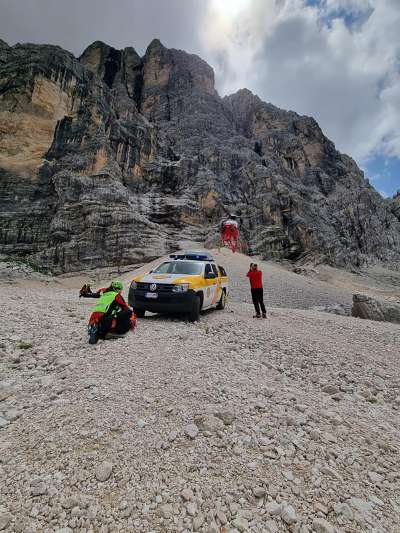 Les scuadres de socurs tl crëp á ma plü podü azerté la mort de Cristian Marchionni. foto: Aiüt Alpin La Val
