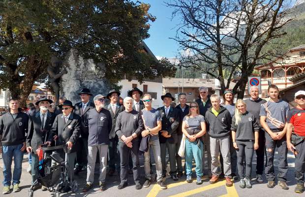 Festa de la Jent da mont a Ciampedel: vèlch retrat