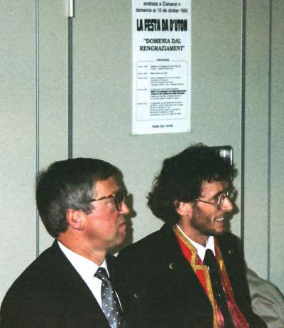 Ezio Anesi con Antone Polalm a la Festa da d’Uton de l’Union di Ladins del 1993, giusta n meis dant da sia mort.
