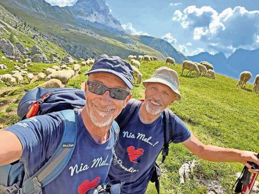 media/k2/galleries/25541/thumbs/davedin_2_foliet_web.jpg