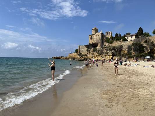En ater ann saral deplü poscibilités da fá n "punt de vacanza".
