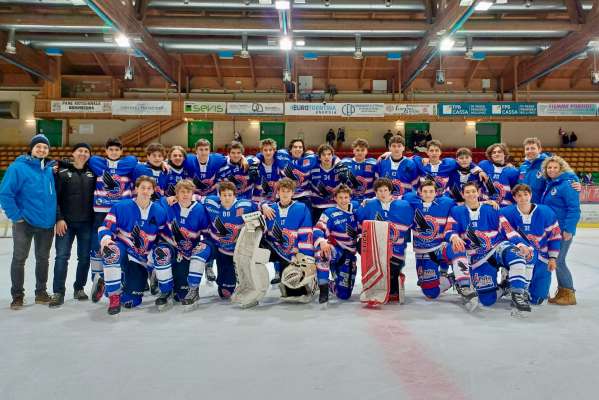La formazion U.19 à portà l Cortina/Alleghe ai OT e l’à batù l Padova/Zoldo.
