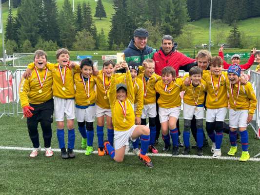 Iubilanza por la U10 Alta Badia, che á davagné le torné.
