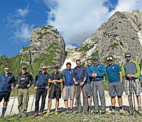 Ra ispezion de Fis su ra pistes de Tofana, a parecià ra gares de Copa del mondo de schie de jenaro del 2025.
