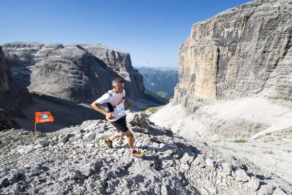 Alex Oberbacher l é stat l prum ladin de la Skyrace, ruà al 5° post.
