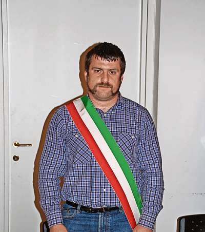 L Capocomun Oscar Nagler.
