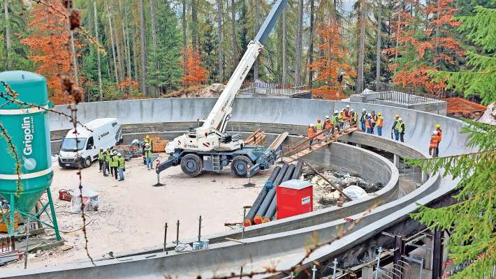 Ra voltada Sento fata fora duta noa, su ra pista de Ronco, co i tecniche de ra federazios e el Cio che v&agrave; a vede i laore.
